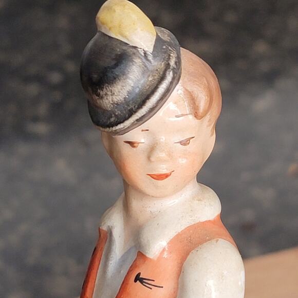 Porcelain Boy Figurine - Picture 5 of 6